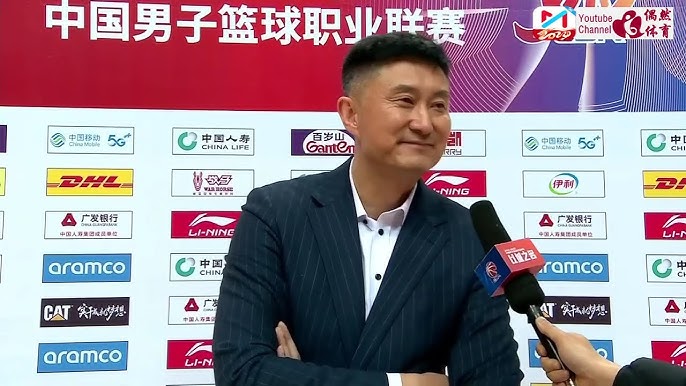 男足来说