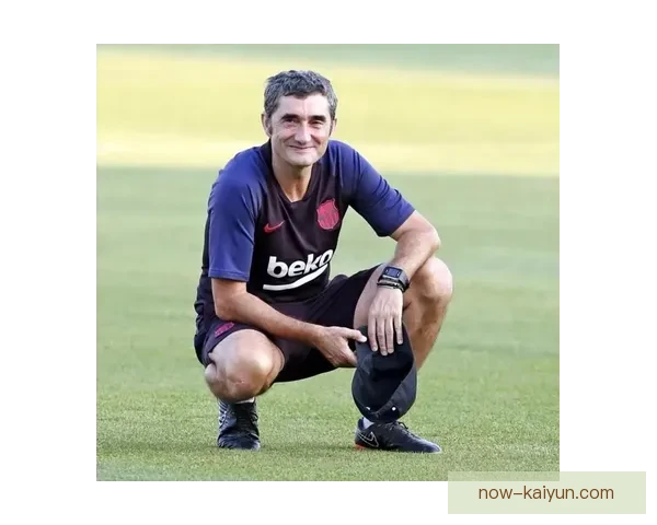 巴尔韦德在乌拉圭国家队中表现稳健，备受关注的未来之星